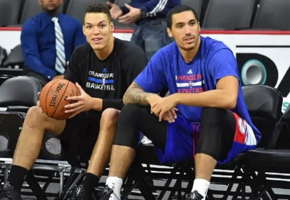 在今年的季, 仅仅一年之, 他是 在今年的季, 仅仅一年之, 他是